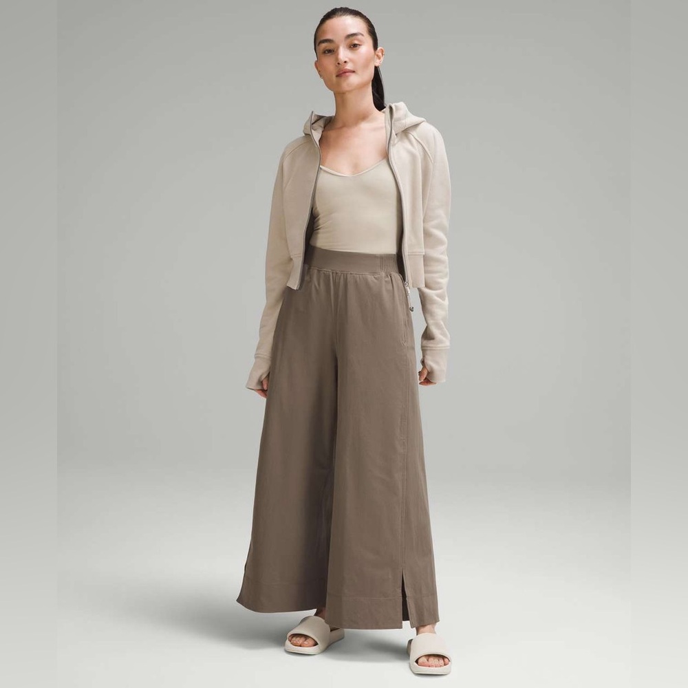Lululemon Stretch Woven High-Rise Wide-Leg Cropped Pant S/M